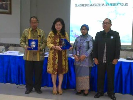 SEMINAR JARINGAN KERJASAMA PERPUSTAKAAN “HAK KEKAYAAN INTELEKTUAL DALAM PENGEMBANGAN KOLEKSI DIGITAL PERPUSTAKAAN”