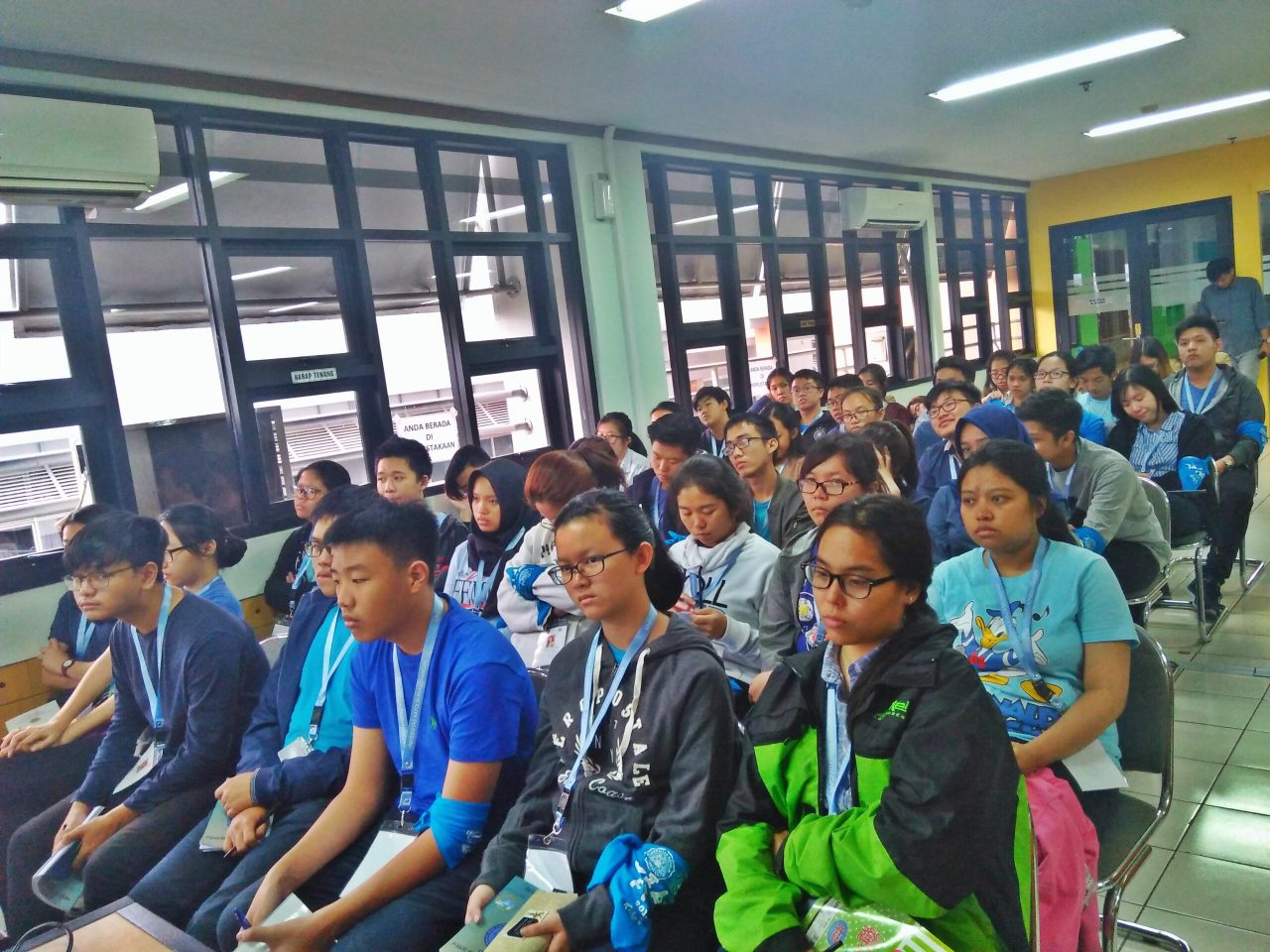 Cover-PROGRAM KENAL PERPUSTAKAAN MAHASISWA BARU FTIS ANGKATAN 2018 (PROGRAM STUDI MATEMATIKA dan FISIKA)