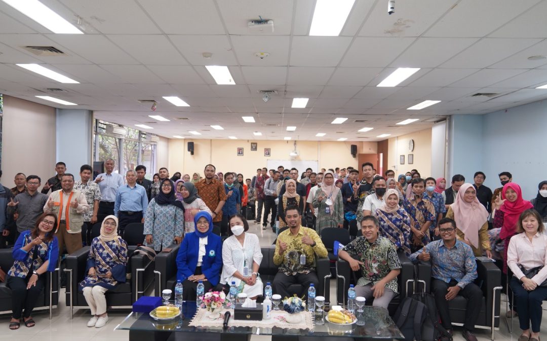 Pustakawan dan Staf IT Perpustakaan UNPAR Hadiri Workshop SLiMS di Politeknik Keuangan Negara STAN