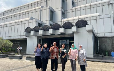 Kunjungan ke Perpustakaan ITB dan Open Library Telkom University